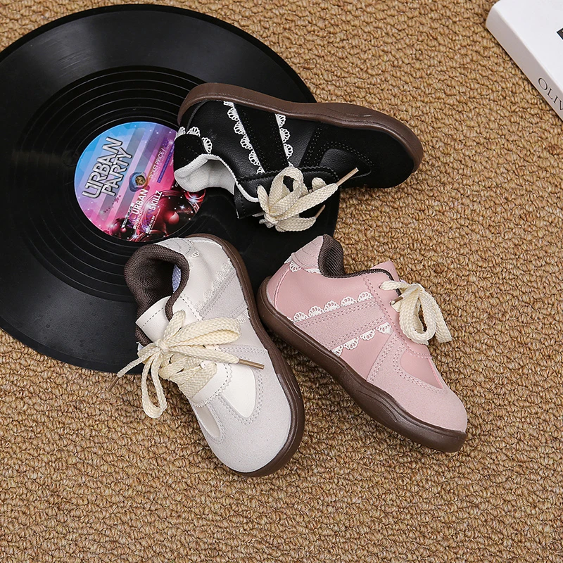 Girls Autumn Sneakers Anti Slip Breathable Walking Shoes