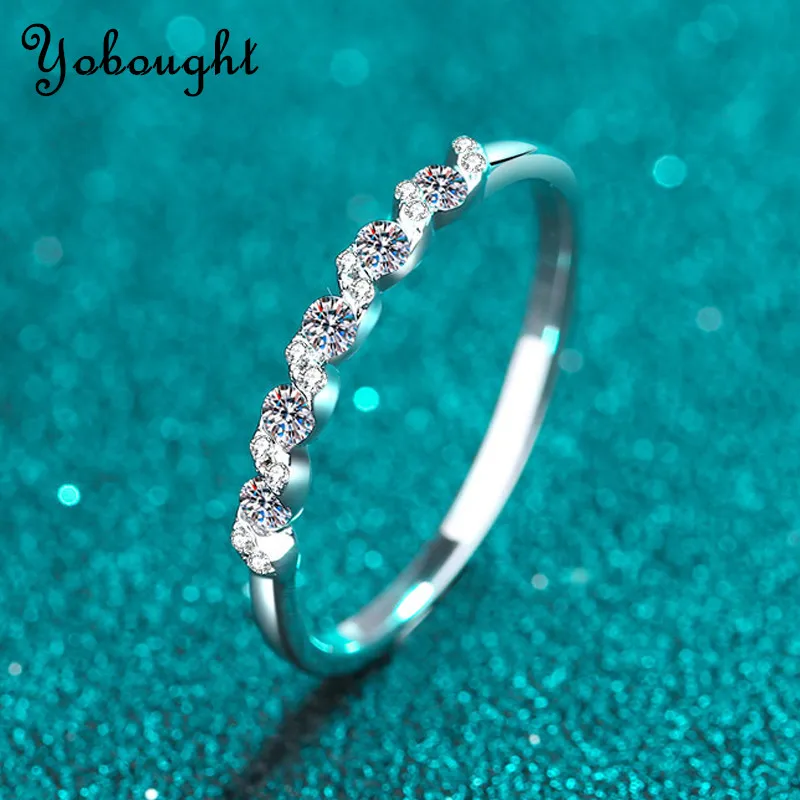 

0.2ct White Gold Plated Moissanite Ring for Women Girls Trend 100% S925 Sterling Silver Jewelry Sparkling Diamond Rings