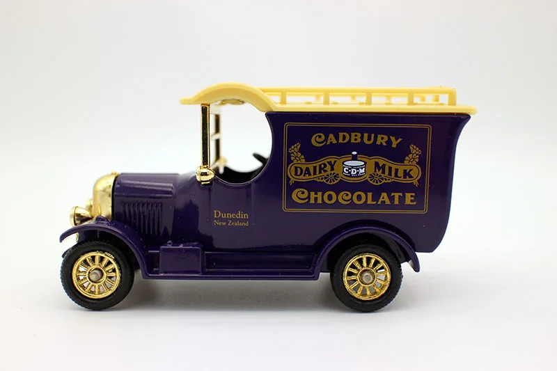 10 maquetas de coches Ledo Days Gone. 1 Furgoneta de edi…