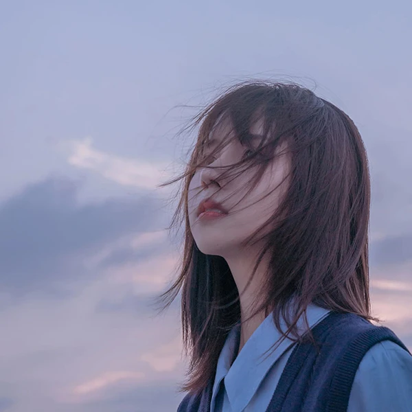 Wind And Clouds Store