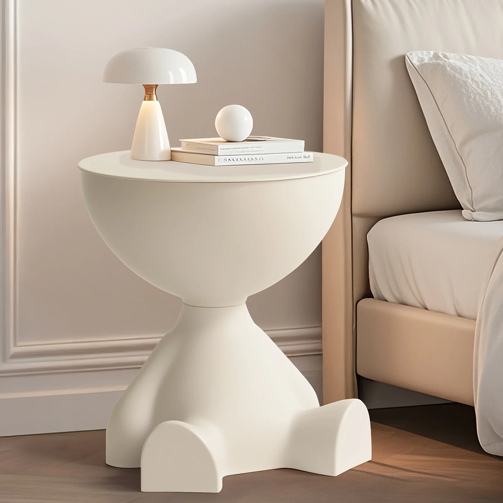 Bear-Shaped Bedside Table Bookshelf 4