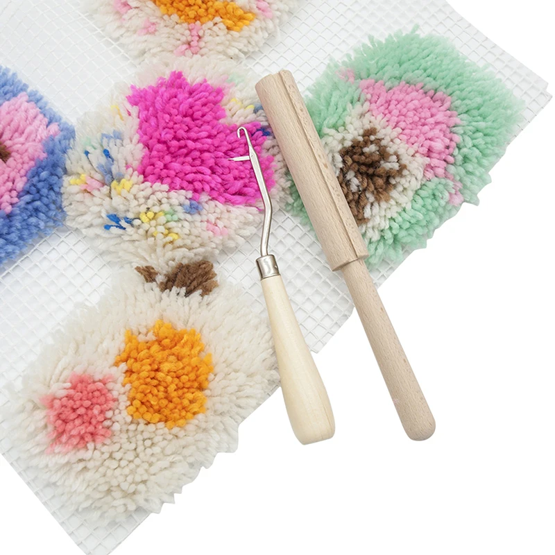 Rug Yarn Diy Cut Latch Hook Kits DIY Latch Crochet Hook Wooden Handle Yarn Cutter Tool For Canvas Mat Rug Craft Handmade Tools 2