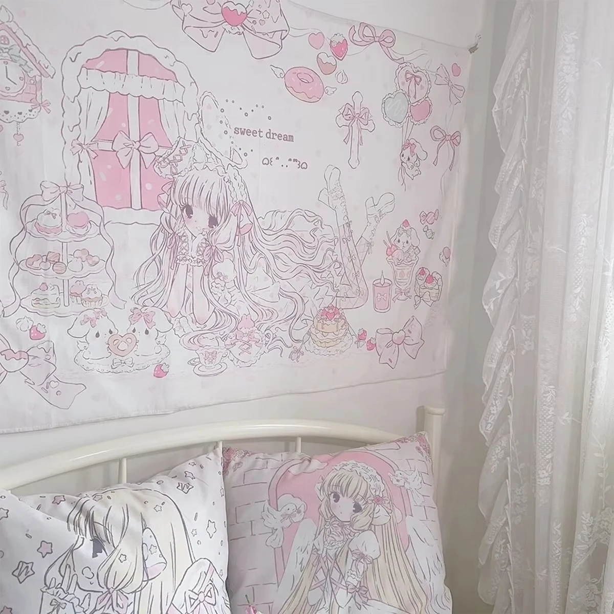 VIKAMA Sweet Dream Lolita Wandteppich mit Schleife, schillernder Dessertdruck, mädchenhaftes Schlafzimmer, Instagram-Stil, Wohnheim-Thema, Raumdekoration – Detail 5