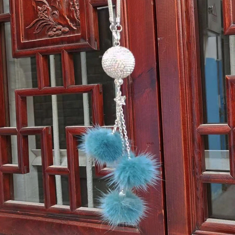 Uposao Ciondolo per specchietto retrovisore auto, con cristalli e strass, sfera di cristallo di peluche, decorazione per interni per donne e uomini