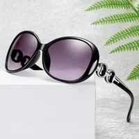 Lunettes de soleil de luxe pour femmes, Design de marque, étoile complète, miroir rétro carré pour dames, UV400, pour la conduite et le Shopping 2