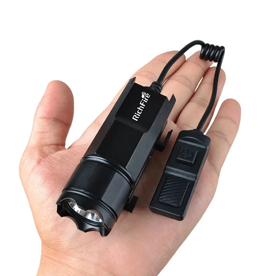 Tactical Aluminum LED Flashlight for Hunting with Picatinny Rail Mount