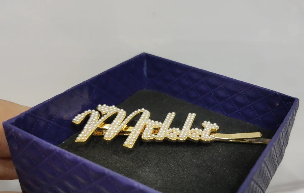 2023 Custom Name Zircon Cz Brooch For Women Personalized Gold Plated Brooch Pin Party Jewelry Gifts