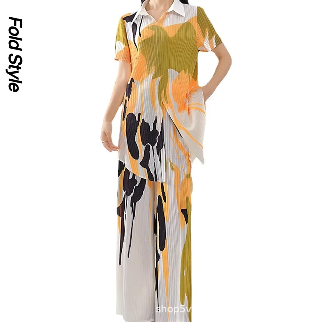 

Miyake Pleated 2024 Spring/Summer New Colored Print Polo Top Loose and Comfortable Wide Leg Pants Slim Set for Women