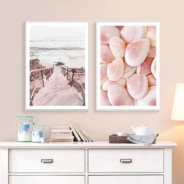 핑크 바다 해변 포스터: 집안에 여름의 분위기를 더하는 레트로한 아름다움