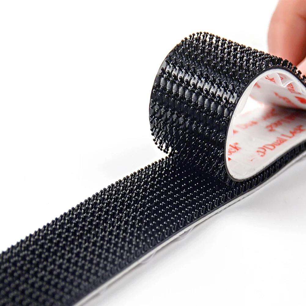 Le Rouleau de ruban Velcro Fixation Adhésive Noir