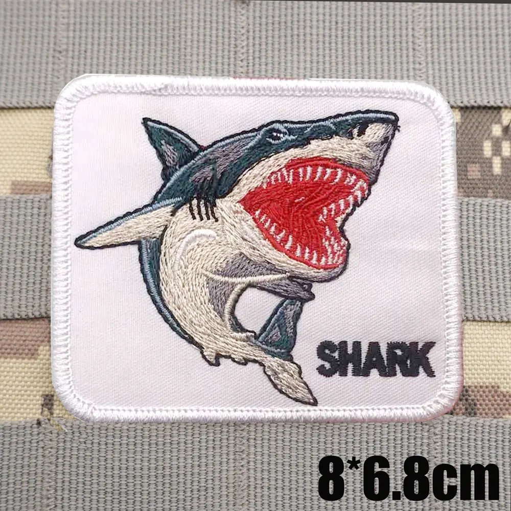 Lot De 2 Patches Militaires Tactiques - Ours Et Requin, Avec Bracelet Et Insigne - Neufs