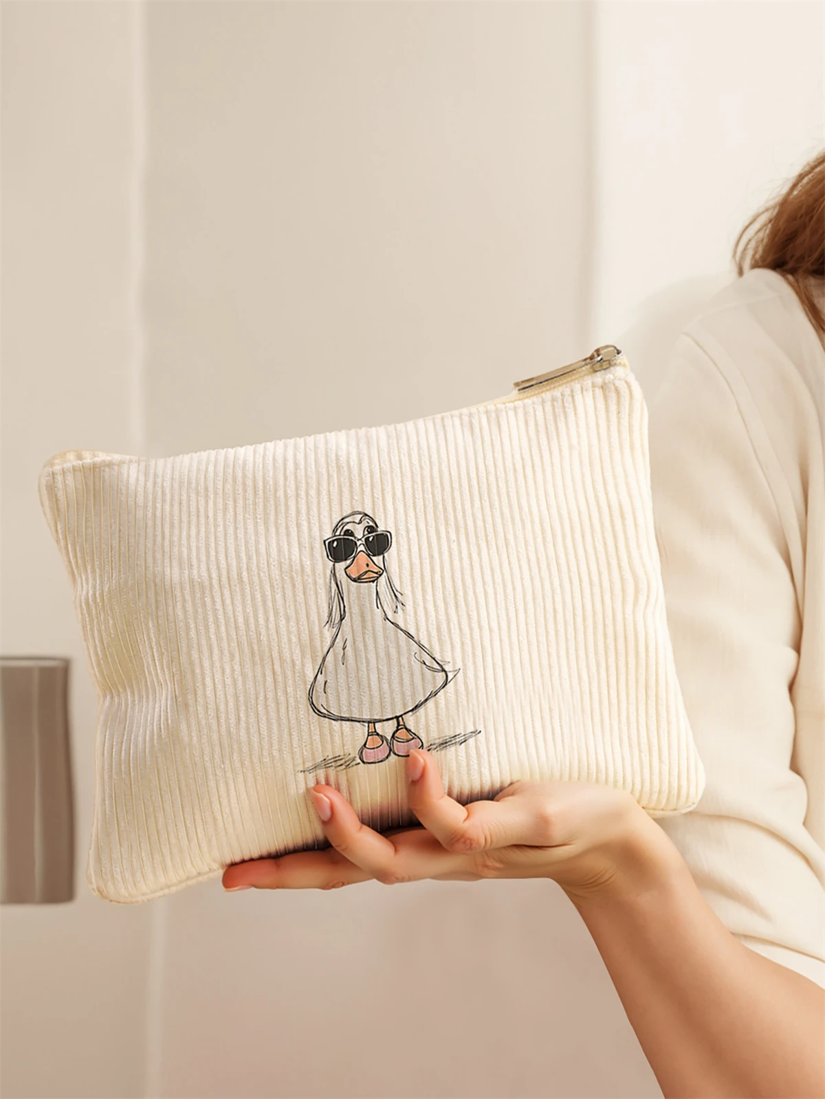 Women's Corduroy Travel Cosmetic Bag Portable Large Capacity Makeup Storage Organizer Zipper Clutch Purse Make up Bag