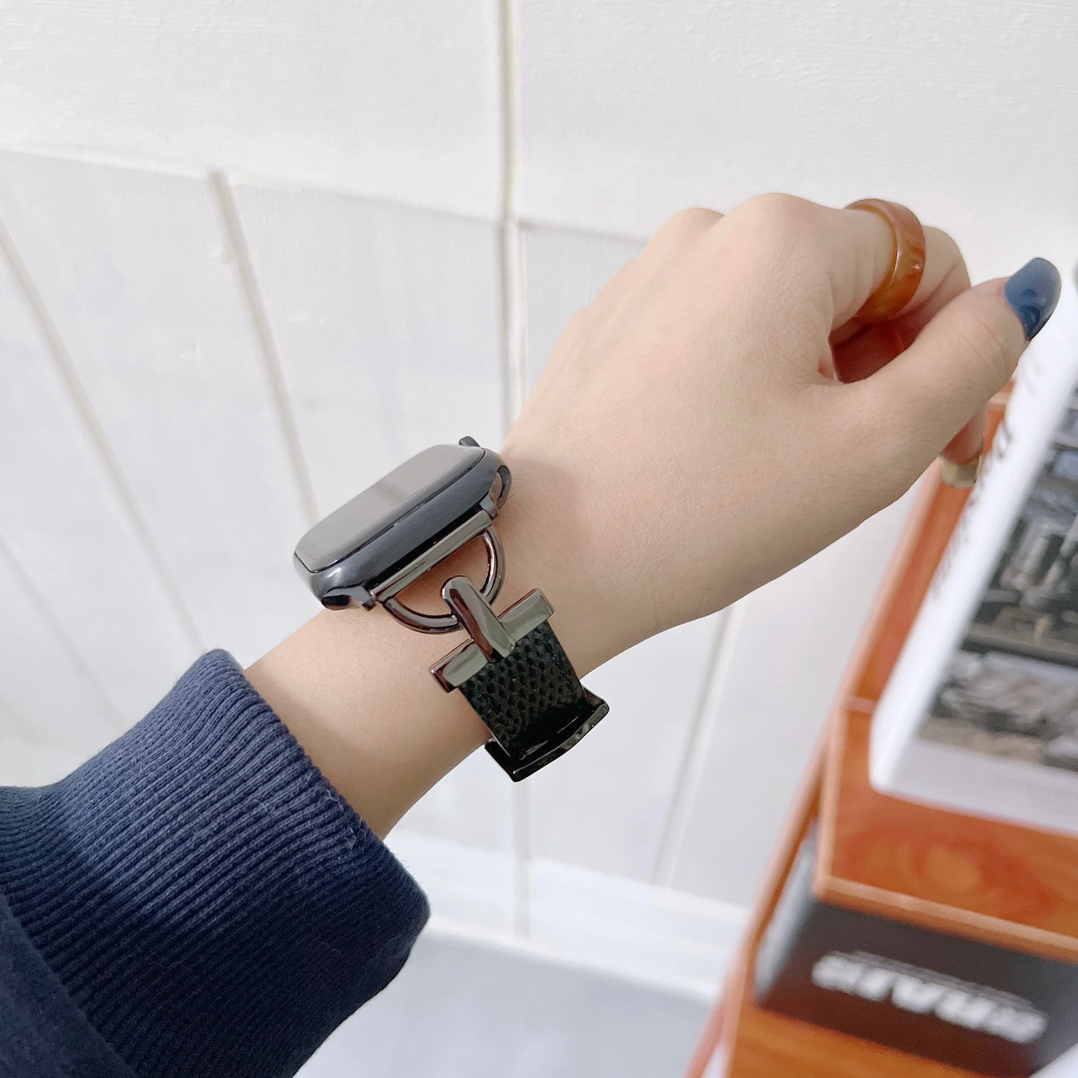 Leather+Metal Strap For Apple watch band 45mm 41mm 44mm 42mm 40mm 38mm Men/Women Bracelet Band For iWatch series 7 6 5 4 3 Belt