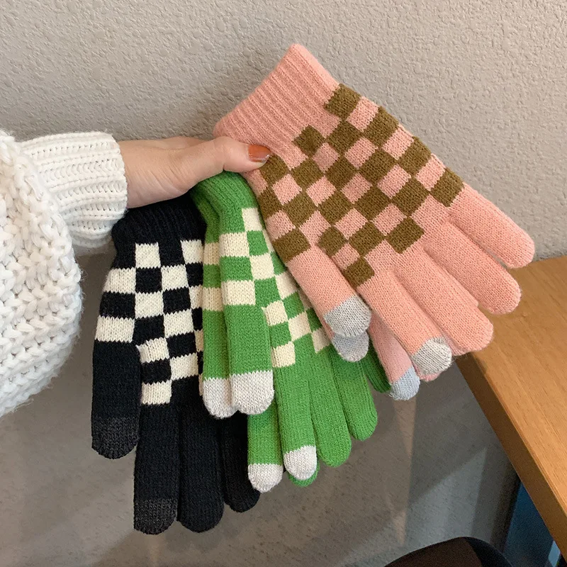 Two Pairs Checkerboard Knitted Wool Gloves For Men And Women With Touchable Screen Winter Gloves For Cycling All Fingers