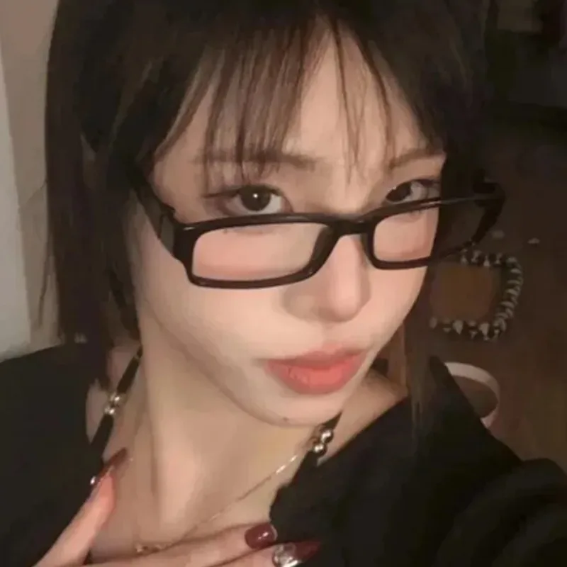 

Retro Square Small Frame Glasses Women Girls Y2K Black Plastic Narrow Frame Anti Blue Light Glasses Fashion Versatile Glasses
