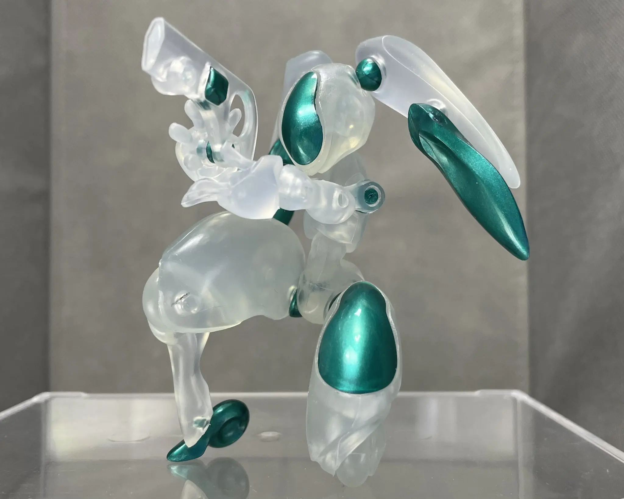 SO-TA capsule toys FORM Series Rabbit Void: Me cool robot bunny