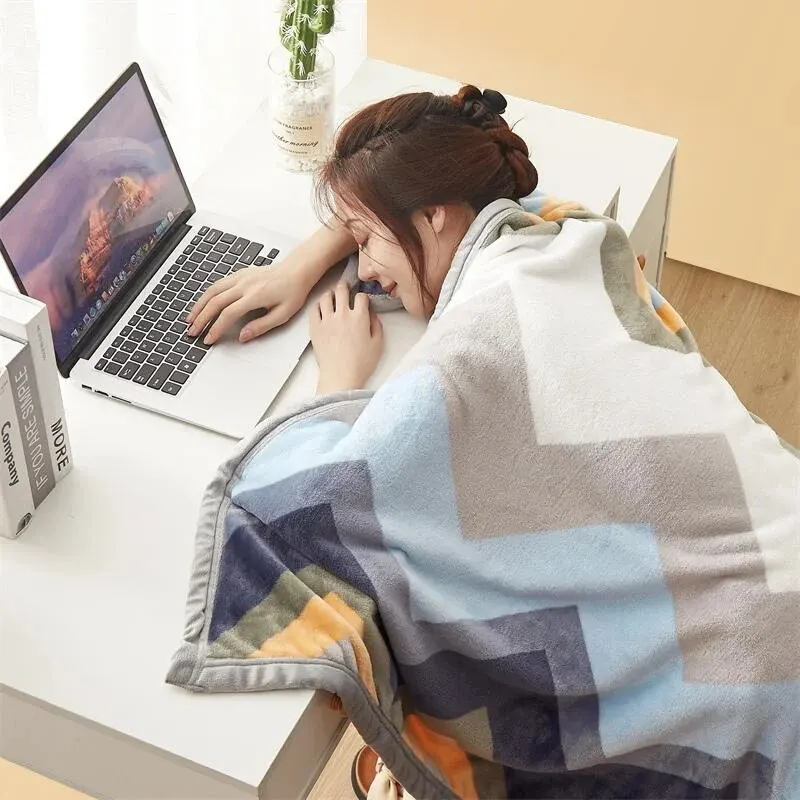 Extra Soft Thickened Flannel Blanket 2