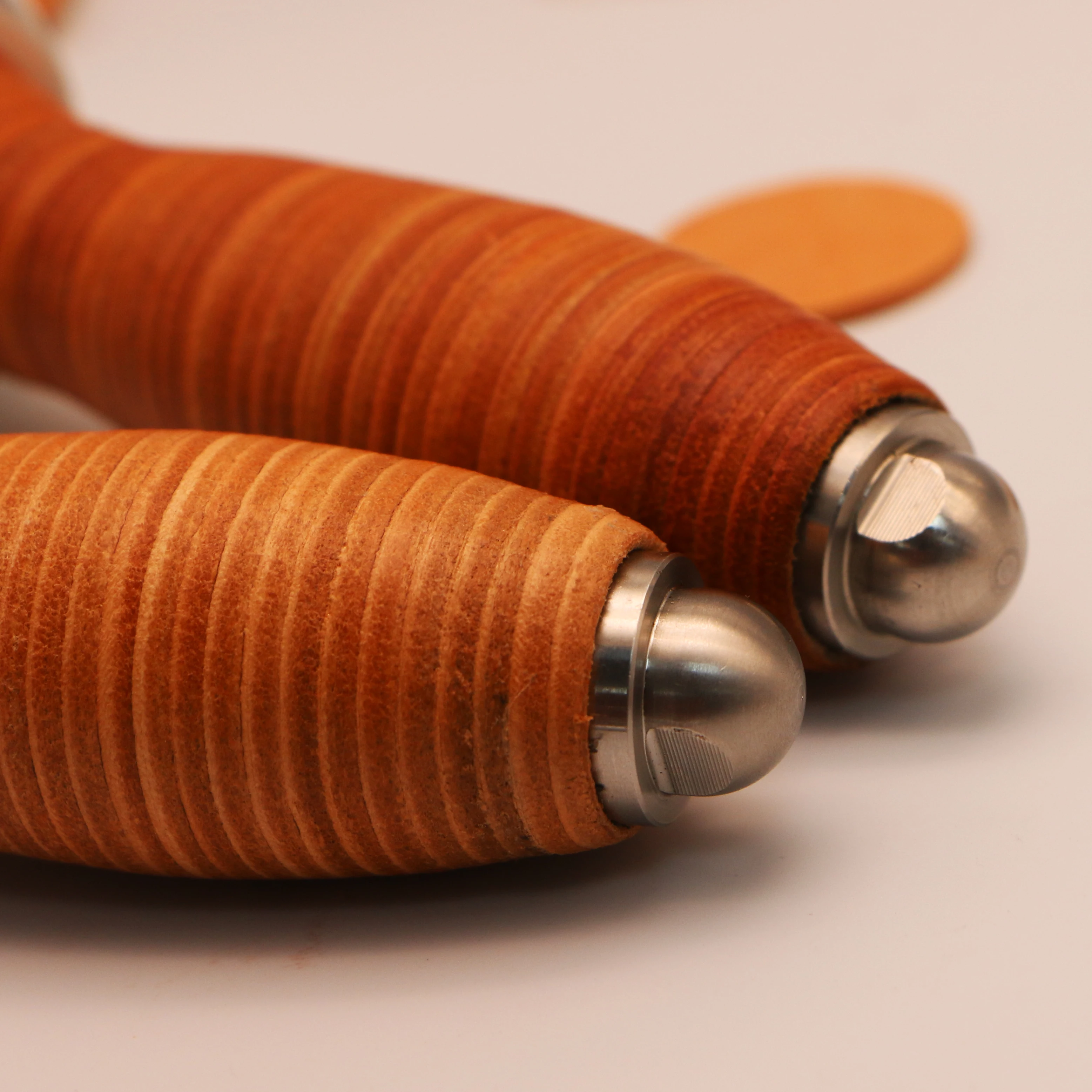 Leather Carving Hammer Professional Leather Mallet Hammer Leatherworking and Nylon Head for Handmade DIY leather craft tools