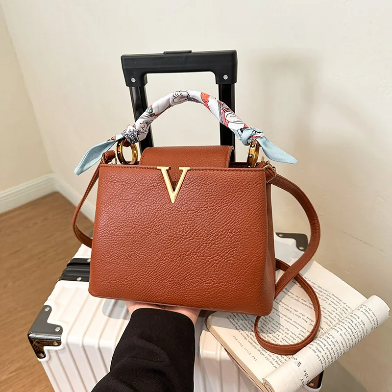 27*19*11cm Luxury Women's Shoulder Bags Designer Backpack Crossbody Shoulder Purses Handbag Women Clutch Travel tote Bag