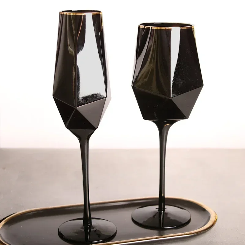 1 Piece Hot Selling Pure Black Crystal Gold Edged Glass Red Wine Glass Goblet Minimalist Temperament Wine Bar Table Cup