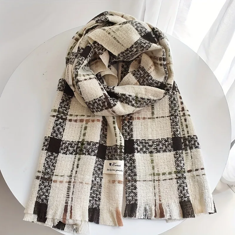 Ladies' Fashionable Checkered Scarf, Winter Warm Shawl,Christmas Decorative Scarf, Suitable for Commuting and Outdoor Activities