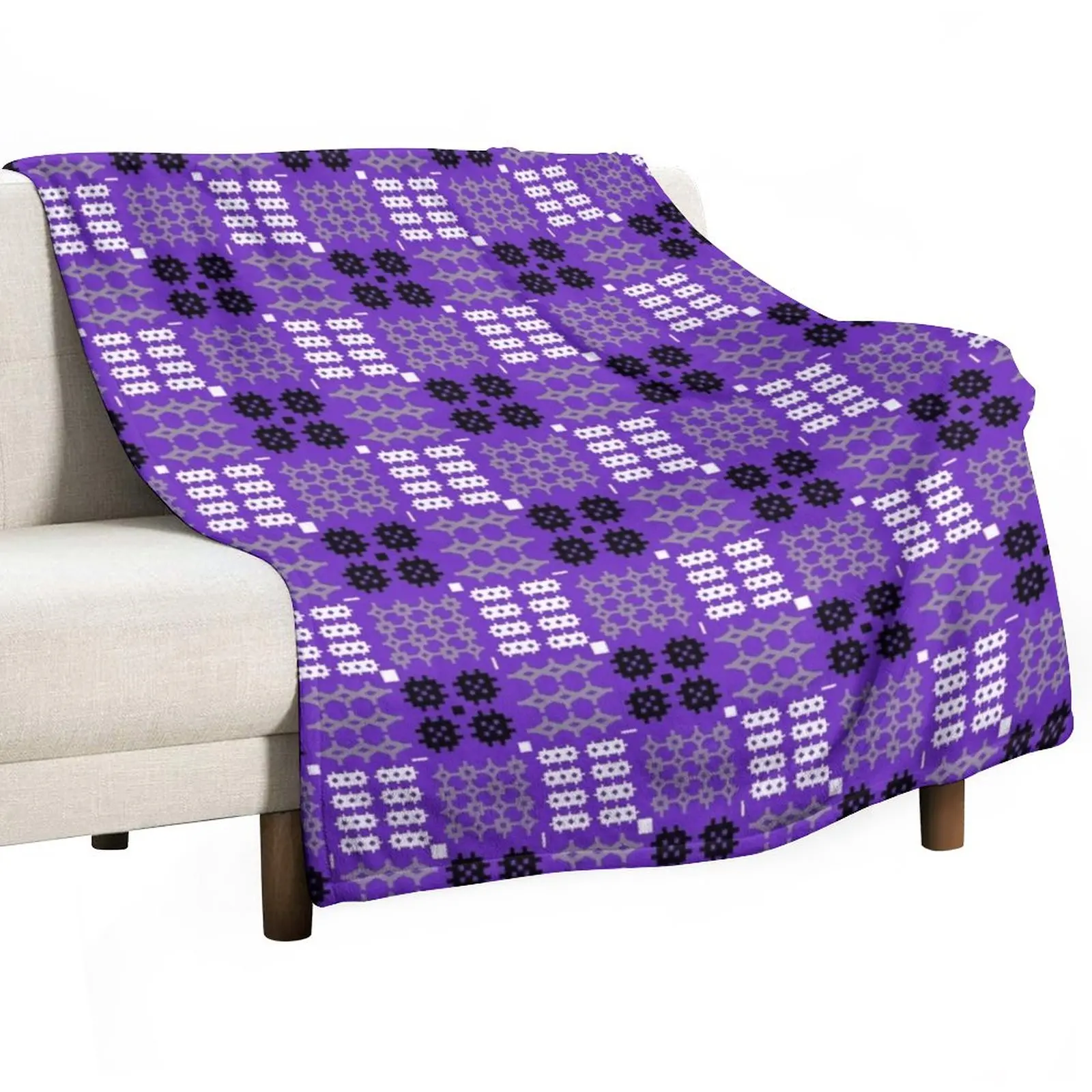 

Welsh Tapestry Pattern, Carthen Cymraeg, Cymreig (purple) Throw Blanket Picnic Blanket Beach Blanket