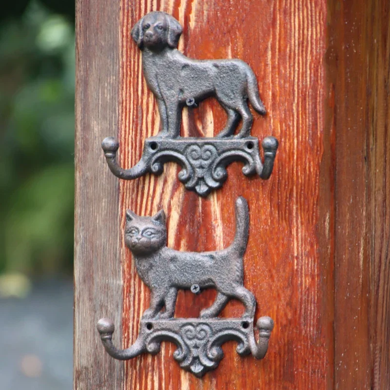 

European Cast Iron Art Hooks Kitten and Dog Retro Home Garden Villa Patio Wall Decoration Hanging Clothes Double Hooks