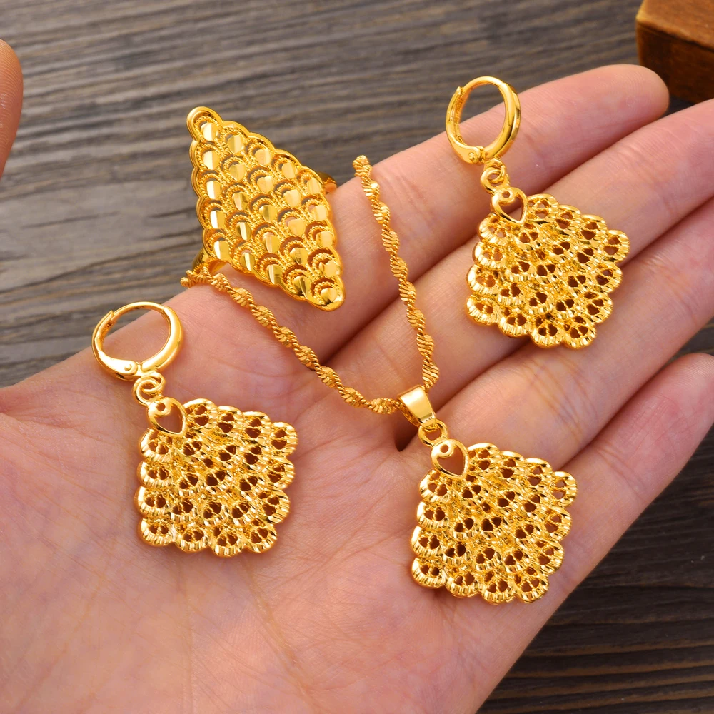 

Charm 24K Gold Plated Cute Feather Shaped Africa Ethiopian Jewelry Earring Ring Pendant Chain Wedding Bridal Niecly Sets Gifts