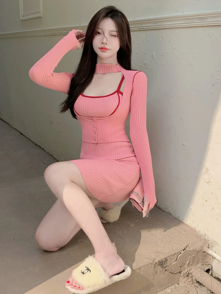 

Autumn 2022 New Women's Dress Slim Knitted Dress Sexy Sweater Long Sleeve Hip Circumference Winter Mini Dress Pullover Vintage