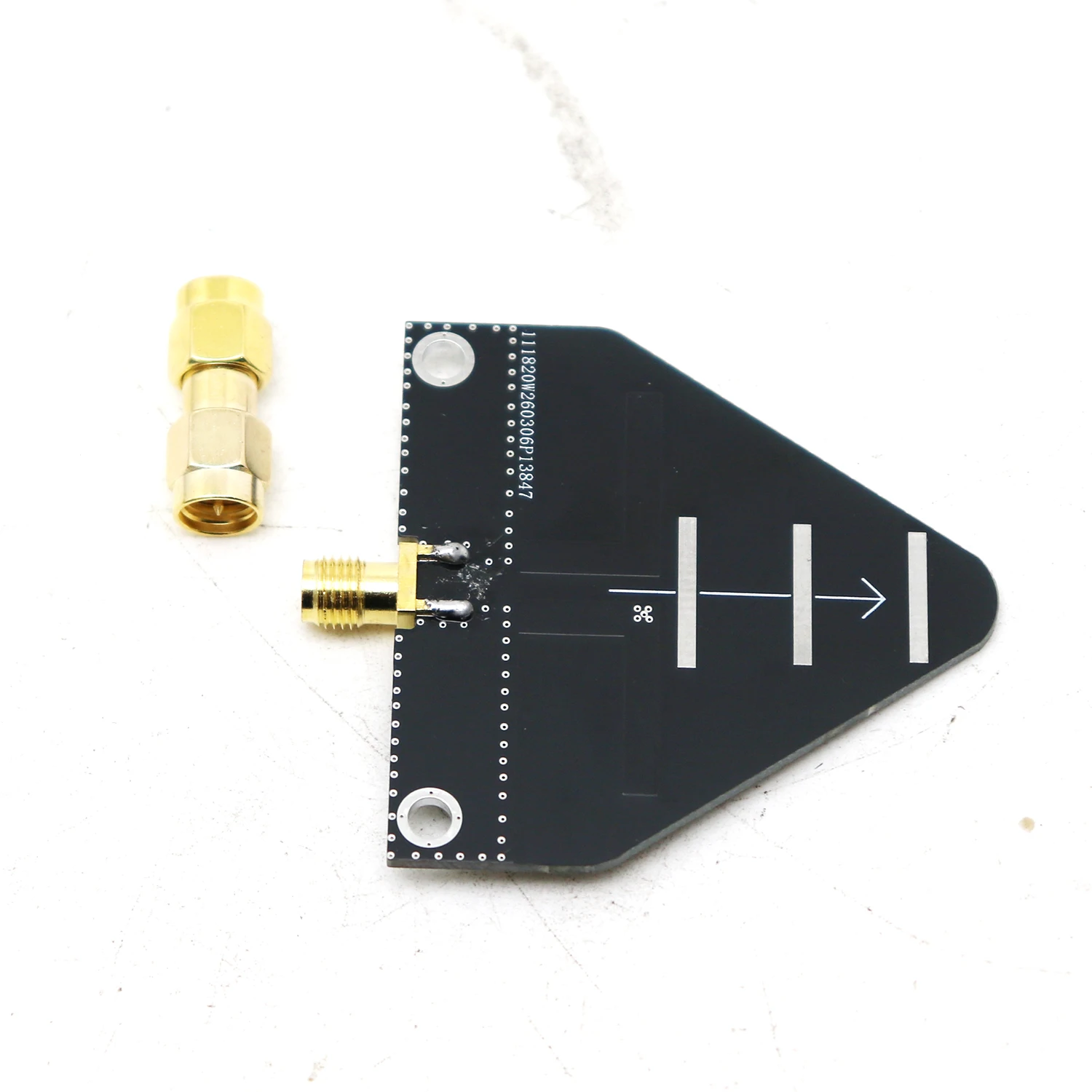 Antenne WiFi 2.4/5.8GHz 6-7dBi SMA Femelle pour Drone FPV