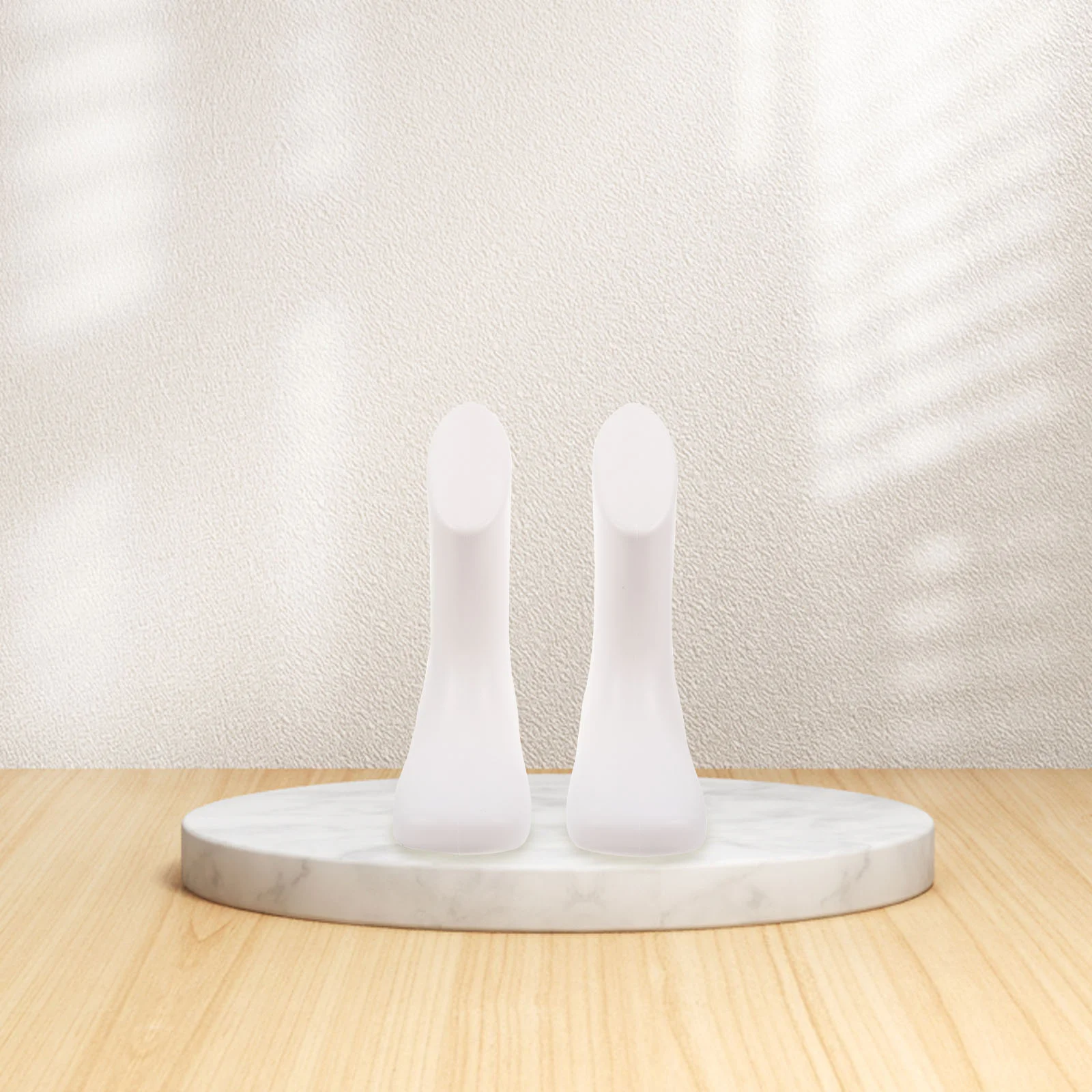 

4 Pcs White Sandals Baby Plastic Foot Mold Toddler Jeweled Display Shelves Feet Shoe Mannequin