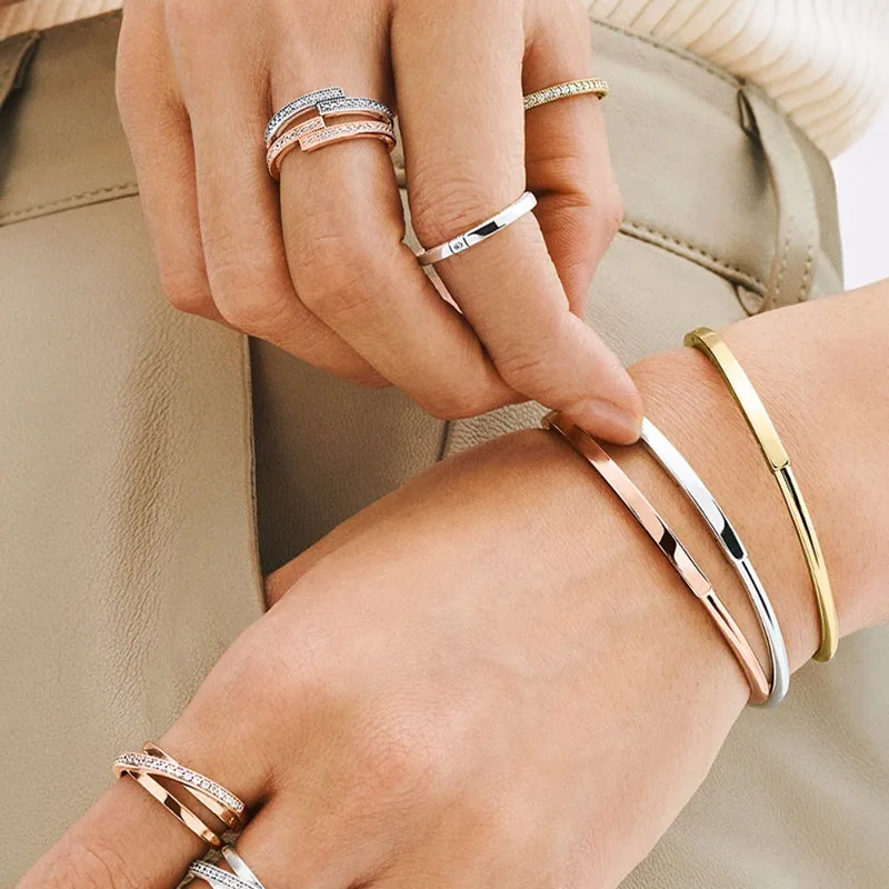 New Popular 925 Silver Signature Series I-d Meteor Women's Classic Open Signature Bracelet Suitable for Charming Jewelry