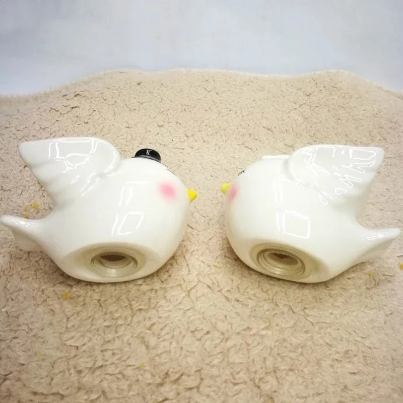 6.2*4*4.2CM Cartoon Hand-painted Angel Bird Couple Ceramic Spice Bottle Gift Pair of Home Kitchen Supplies Pepper Salt Shaker spice jar seasoning jar seasoning bottle