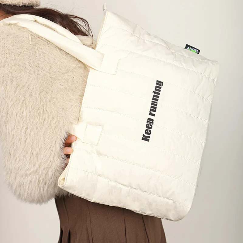 2024 New Fashion Commuter Large Capacity Women's Single Shoulder Bag Multicolor Exquisite Simple Soft Tote Bag Hot Selling Items