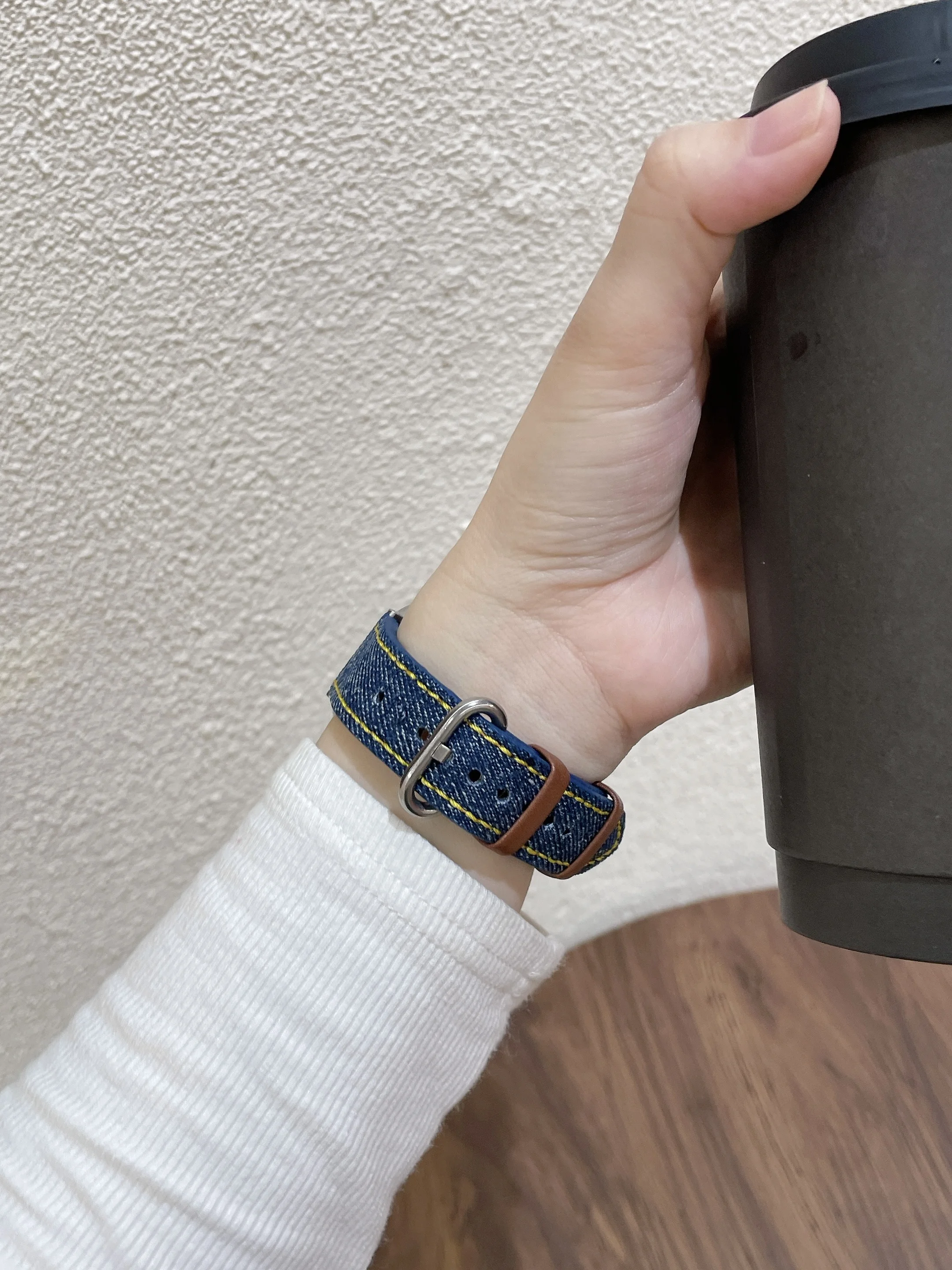 

Ремешок из голубой джинсовой ткани для Apple iwatch S8 S7 6 5 4 3 S9ultra, модный браслет для наручных часов Huawei GT4, 18 мм 20 мм 22 мм 49 мм 45 мм 44 мм 42 мм 40 мм