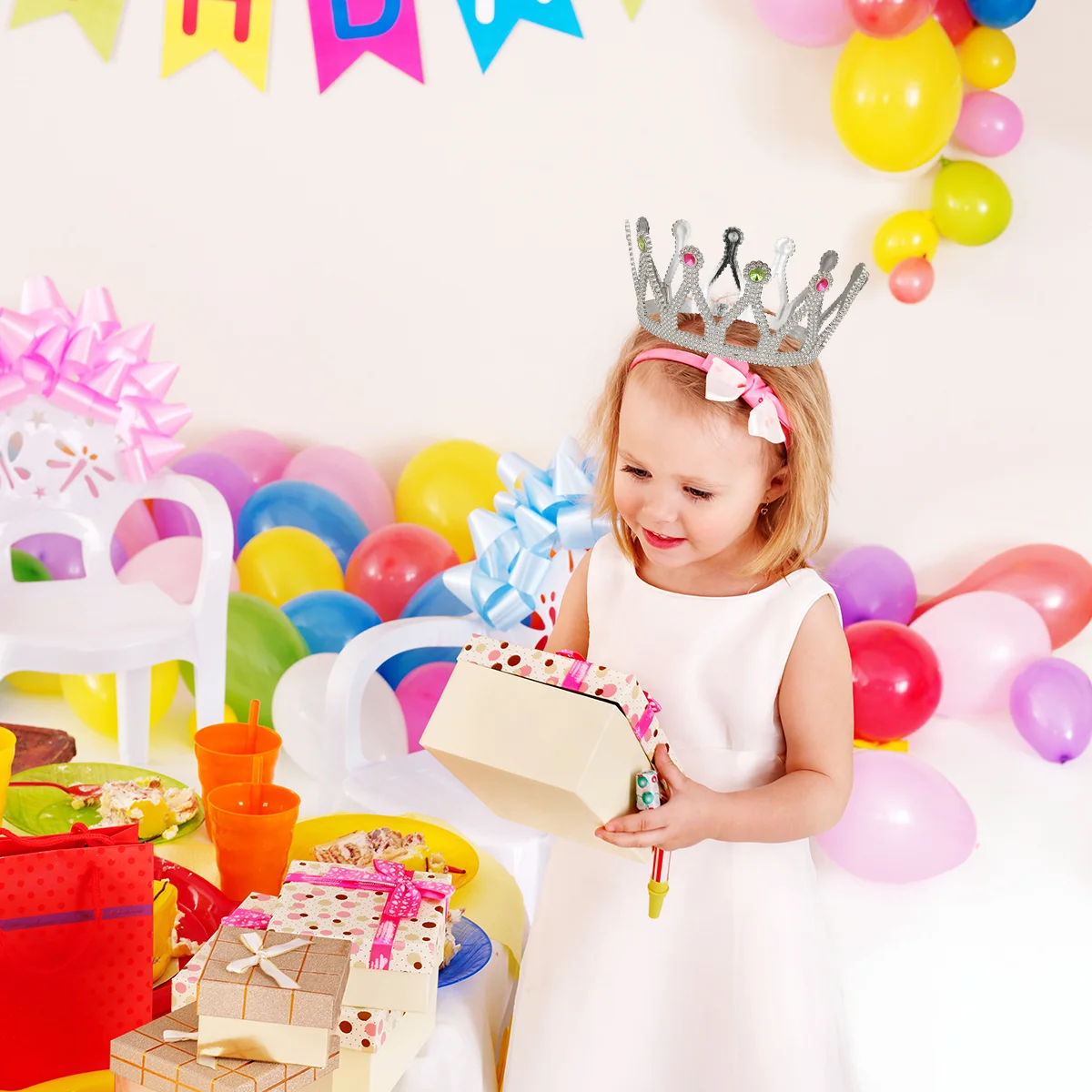 Halloween Party Queen Crown Plastic King Crown Royal Medieval Crown Exquisite Charming Crown Theater Banquet Prop Birthd 4