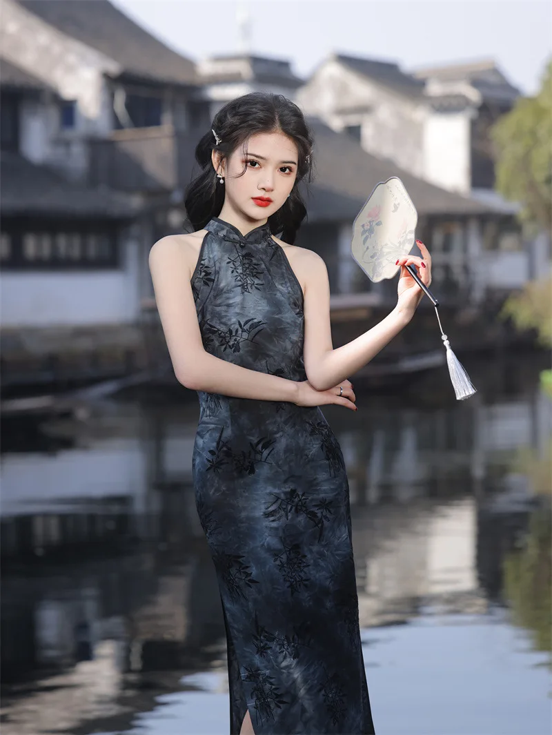 

Spring and Summer New Tie Dyed Hanging Neck Mid length Qipao Single layer Sleeveless Style Slim Mandarin Collar Cheongsam