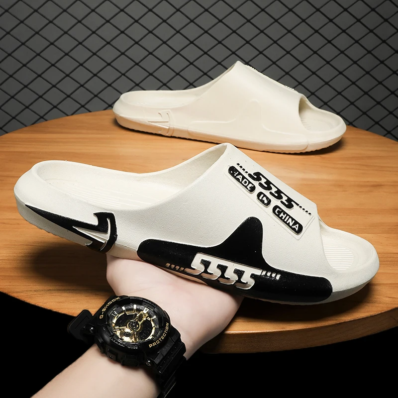 

Новинка, мужские мягкие шлепанцы, сандалии для пляжа и ванной, Нескользящие мужские садовые туфли, дизайнерские снаружи на толстой подошве для отдыха