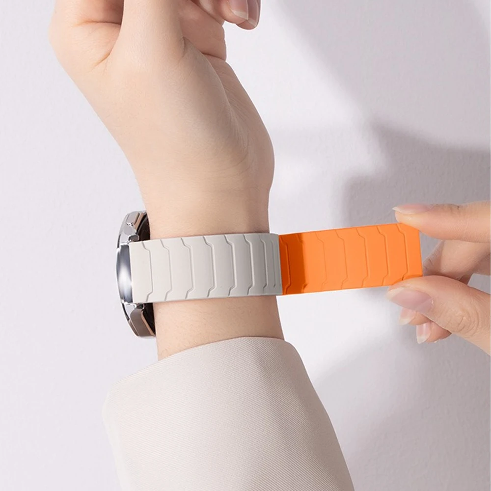 Magnetic Silicone Watch Band - Versatile 22mm/20mm Strap