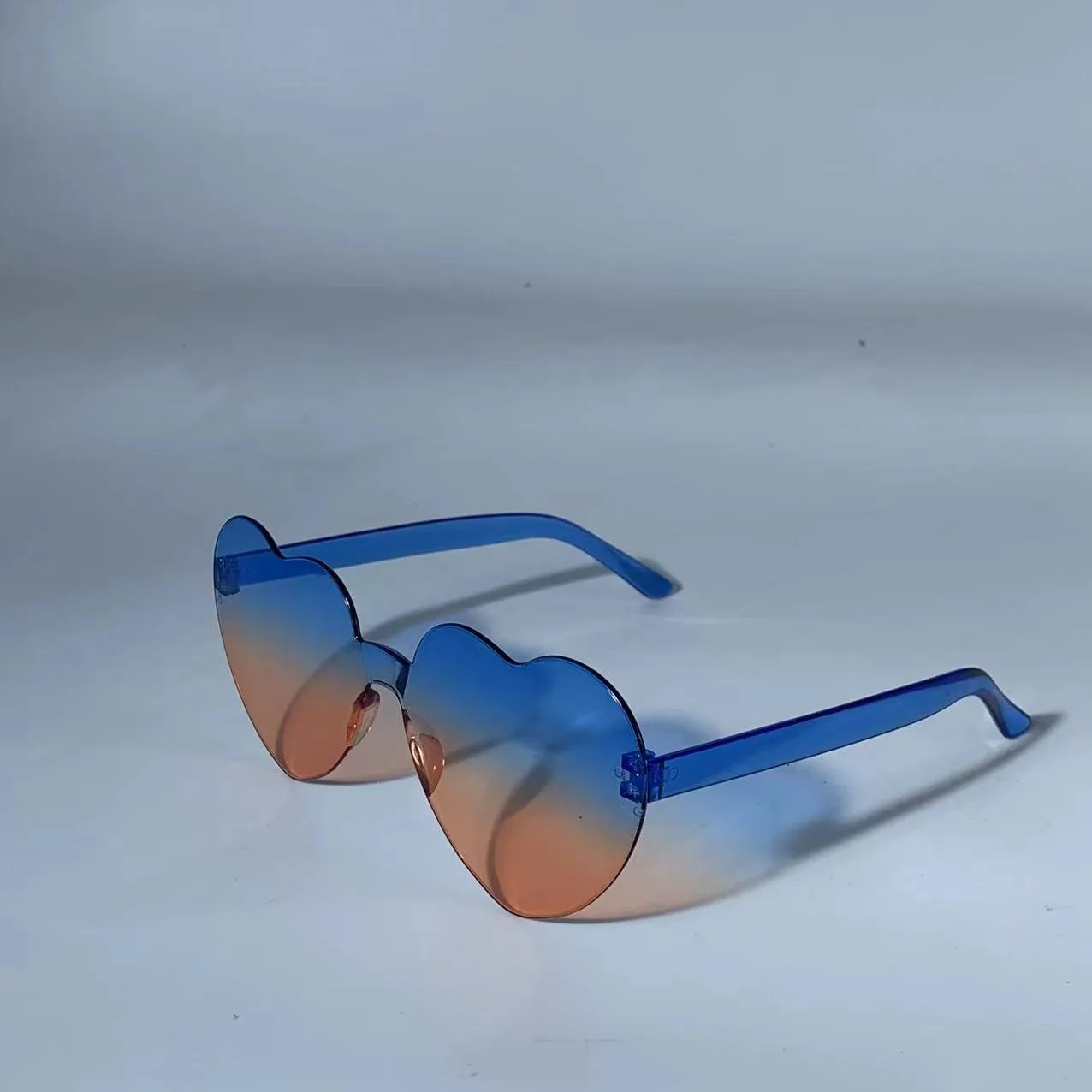 

2024 Classics Fashion Sunglasses Men Sun Glasses Women Metal Frame Black Lens Eyewear Driving Goggles UV400 M72