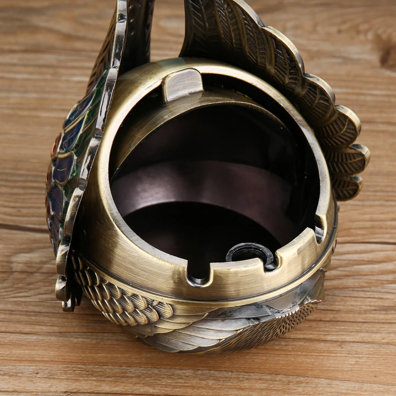 Metal Ashtray Home living Room Office Windproof Ashtray Cover Desktop Decoration Crafts Birthday Gift Metal Ashtray