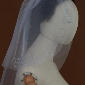 V345 Simple Wedding Bridal Shoulder Veil Two-Layer Tulle White Brides to Be Headdress Veil with Letters Pasted