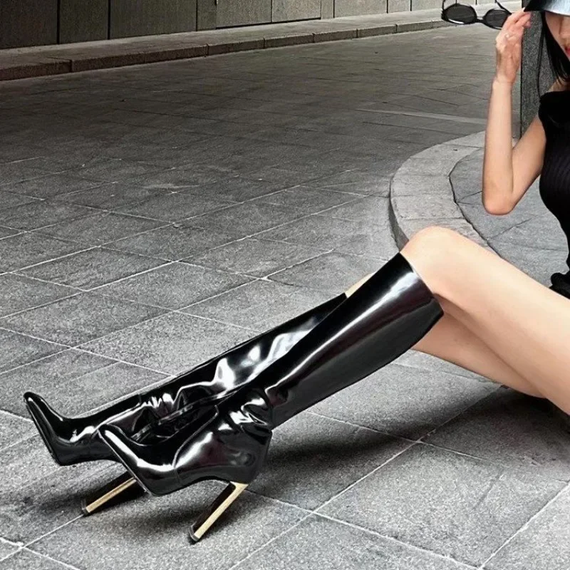 Women's Catwalk Square Toe No More Than Knee High Straight Leather Wood Grain Hollow Thick Heel Fashion Boots_voghion.com