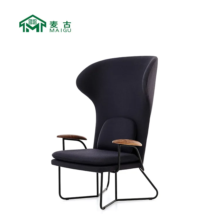 

YY High Back Lounge Chair Nordic Retro Rivet Couch