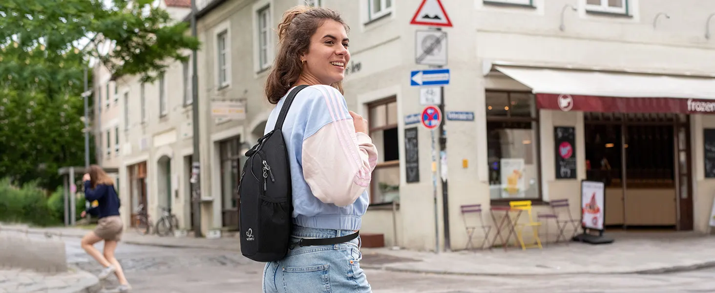 WATERFLY Umhängetasche, Brusttasche, Tagesrucksack, kleiner Wander-Sling-Rucksack für Männer und Frauen, mit hautfreundlichem Schultergurt – Detail 1
