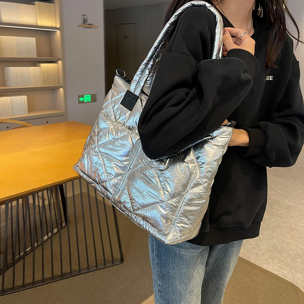 Grande per le donne Borse a tracolla trapuntate Borse a tracolla pieghettate Borsa da viaggio per donna Borsa causale Borsa da palestra Novità_voghion.com