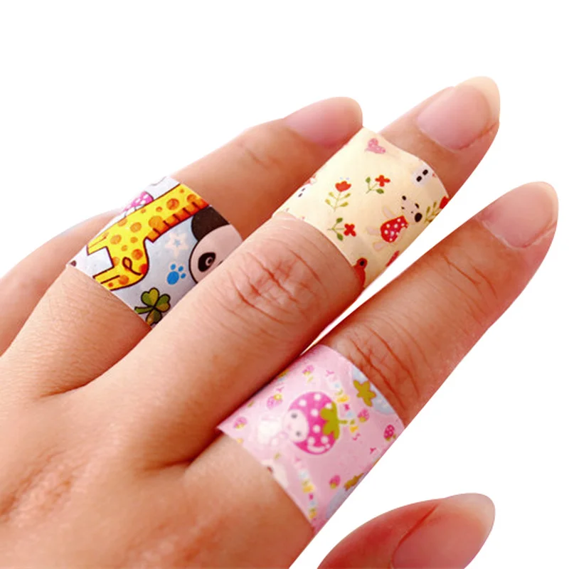 100pcs/lot Cartoon Animal Pattern Band Aid Hemostasis Adhesive Bandages First Aid Emergency Kit Wound Plaster Patches for Kids