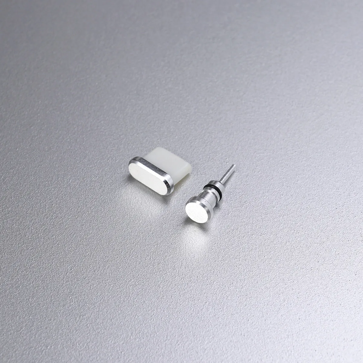 2Pcs 3.5mm 이어폰 잭 먼지 플러그 USB 유형 C 포트 커버 세트 공간 알..