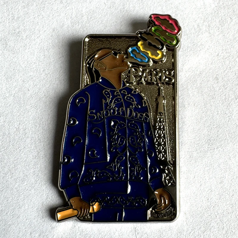 Fashion Brooches Enamel Pins Snoopdogg Pins Badges Souvenir Collections