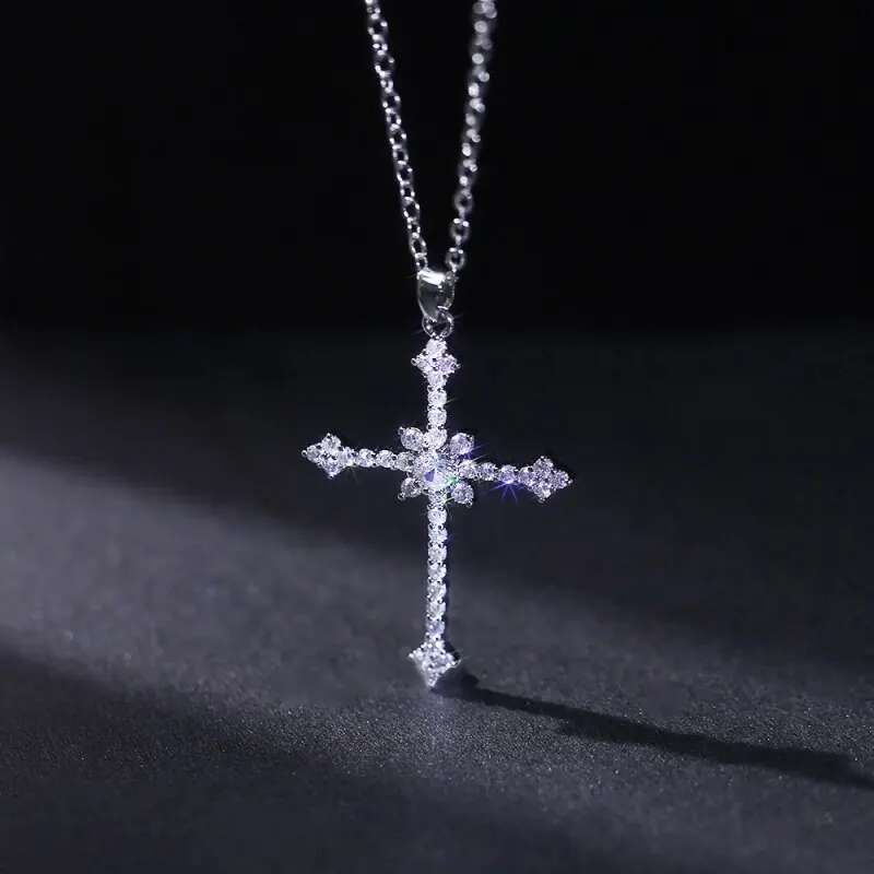 1 peça colar de ouro branco feminino vento frio cheio de diamantes estrela manga brilhante cruz pingente joias_voghion.com